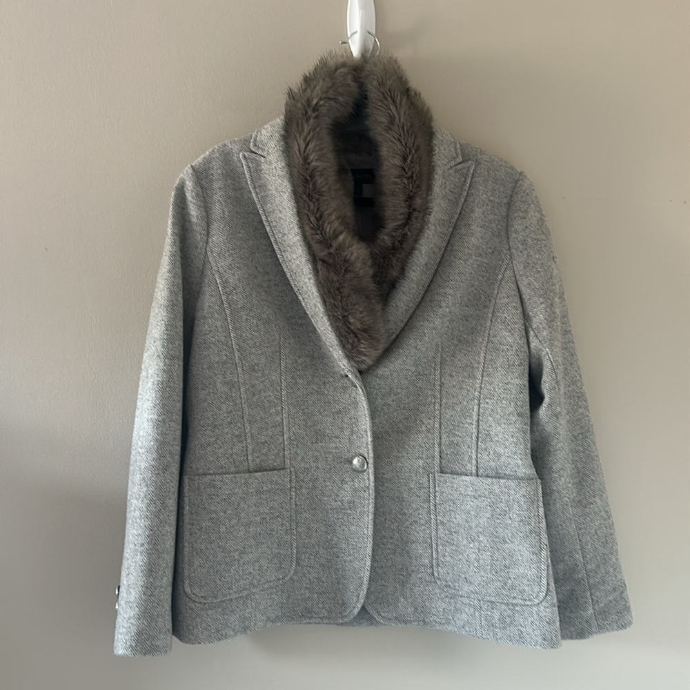 Talbots Women’s Shetland Blazer Jacket Light Gray Removable Faux Fur Trim Sz 12 - Picture 4 of 14